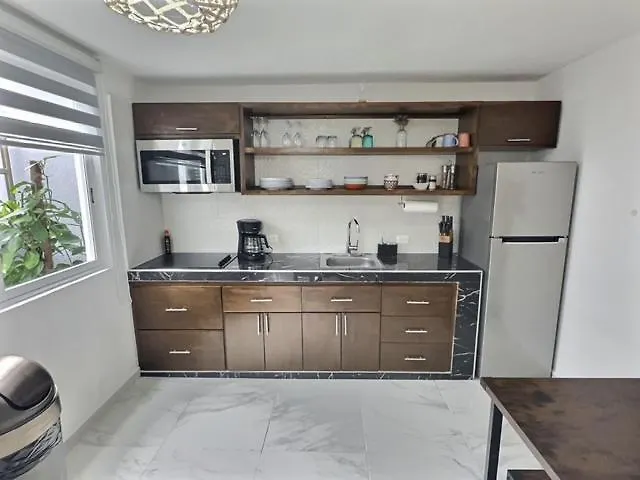 Apartamento Lit King, Netflix & Piscine, Propre & Neuf Cozumel